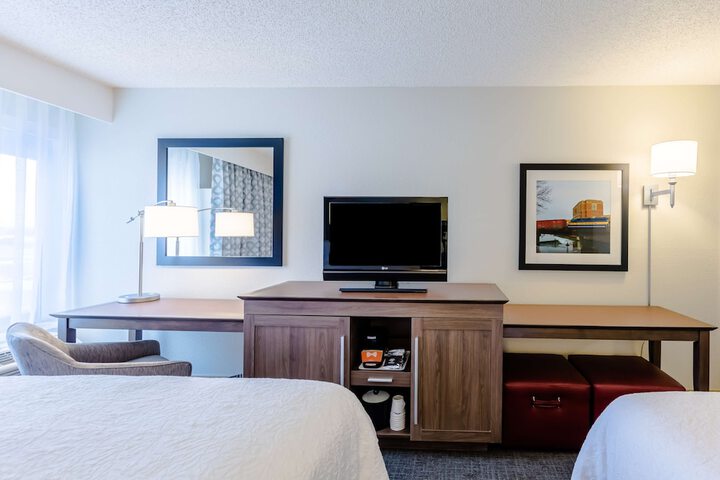 Room 42 of 54