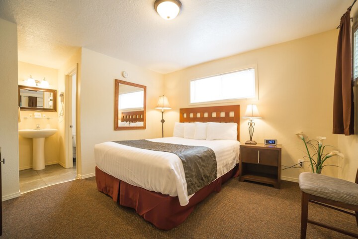 Room 20 of 27