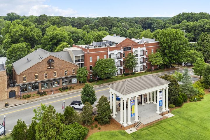The James Madison Inn