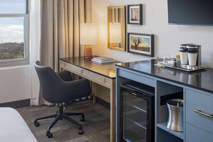 Hilton San Antonio Hill Country