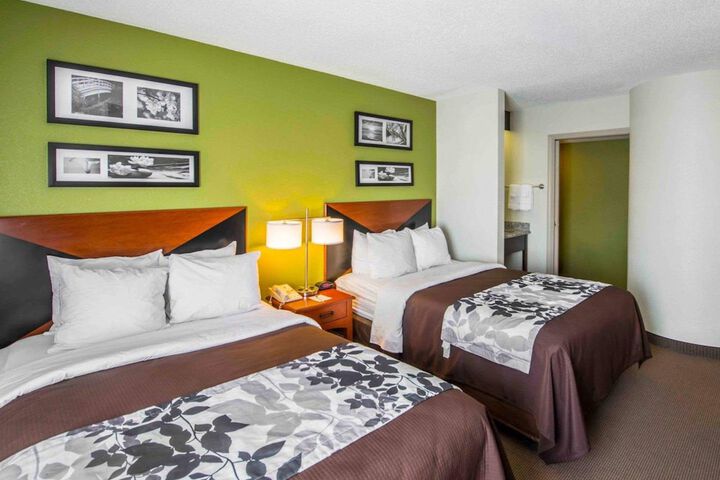 Room 21 of 50