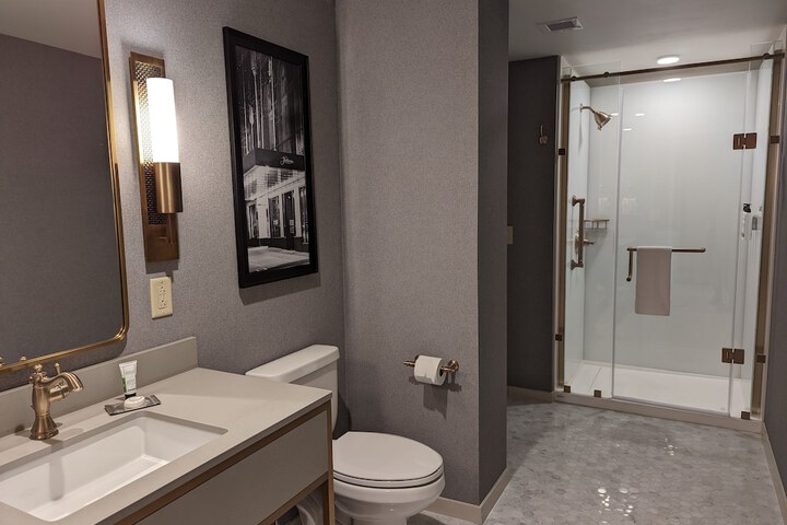 Room 41 of 70