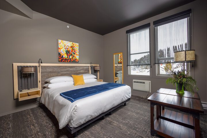 Room 14 of 25