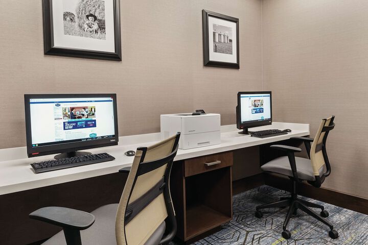 Business Center 29 of 29