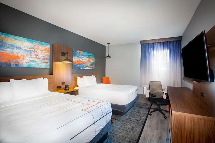 Room 13 of 31
