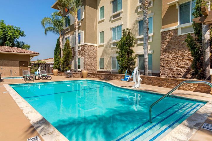 Pool 6 of 49