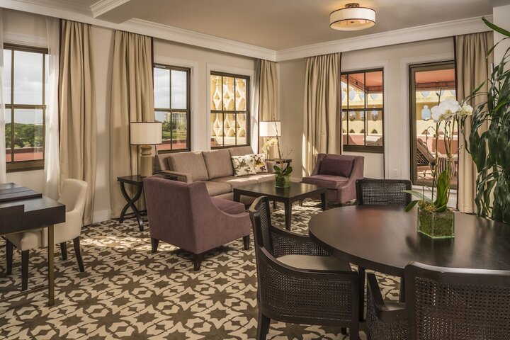 Room 46 of 132