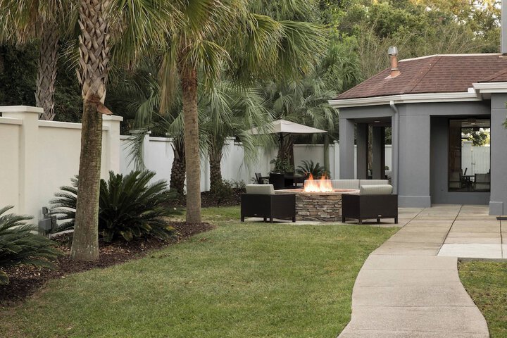 Terrace/Patio 36 of 37
