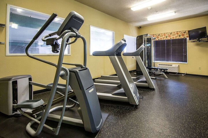 Health and Fitness 30 of 33