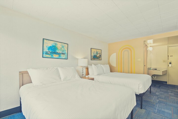 Room 37 of 59