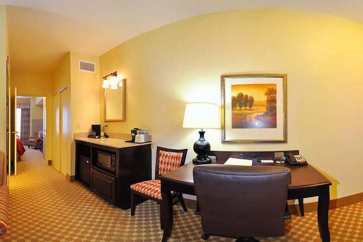 Country Inn & Suites by Radisson Conway, AR