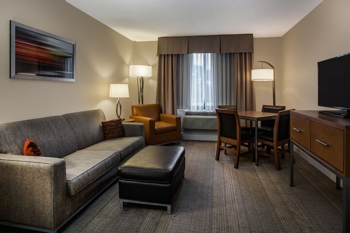 Holiday Inn Saratoga Springs by IHG
