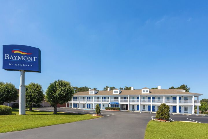 Hotel 7 of 54