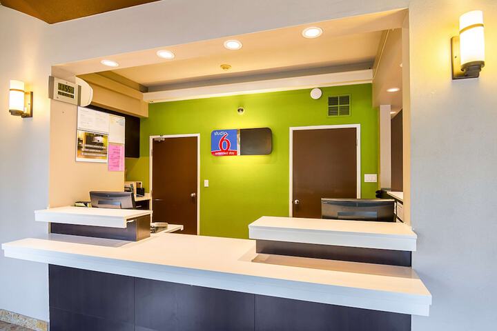 Studio 6 Concord CA