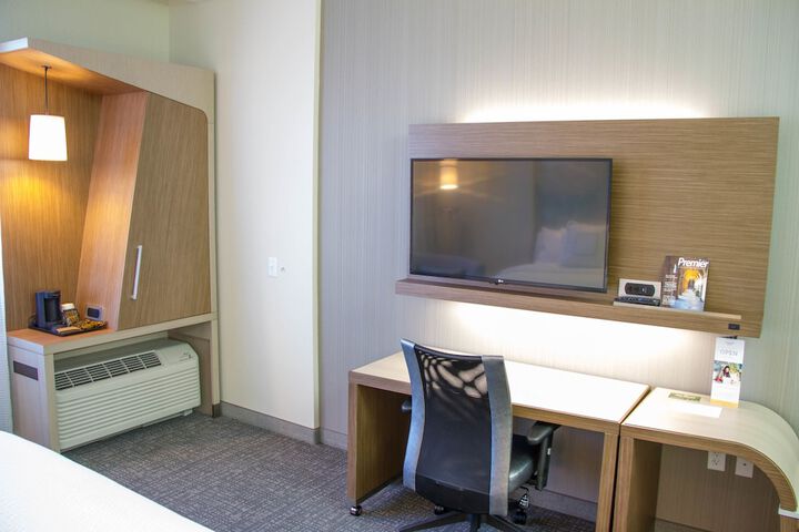 Room 20 of 74