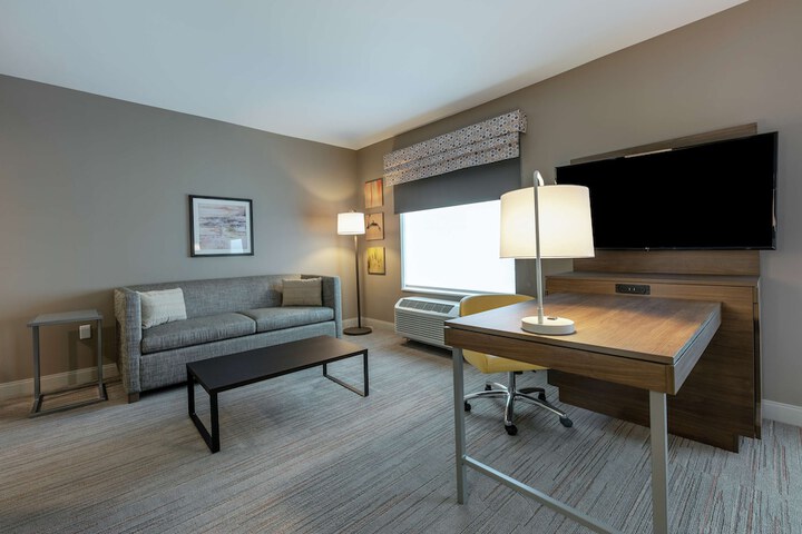 Room 9 of 47