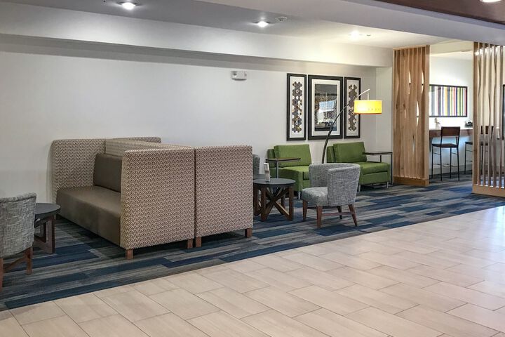 Hotel 4 of 36