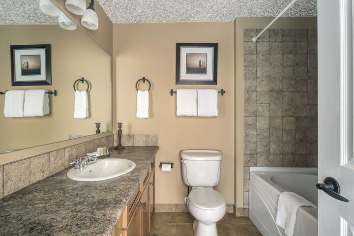 Bighorn Meadows Resort