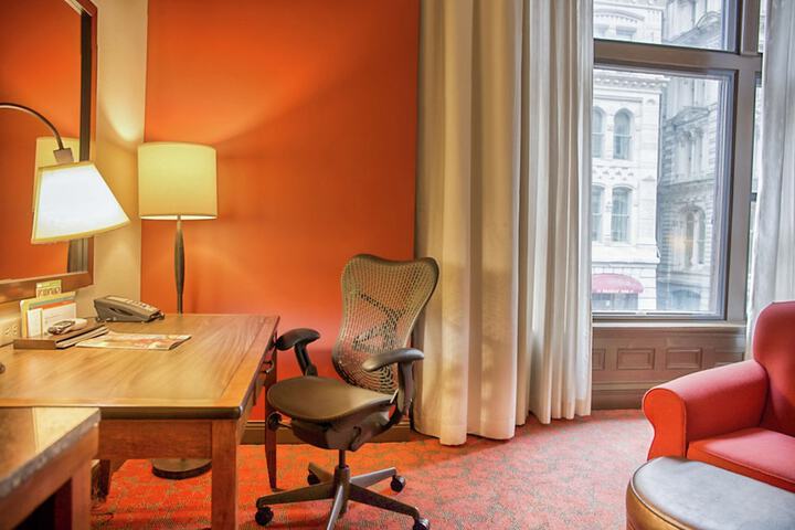 Hilton Garden Inn Milwaukee Downtown