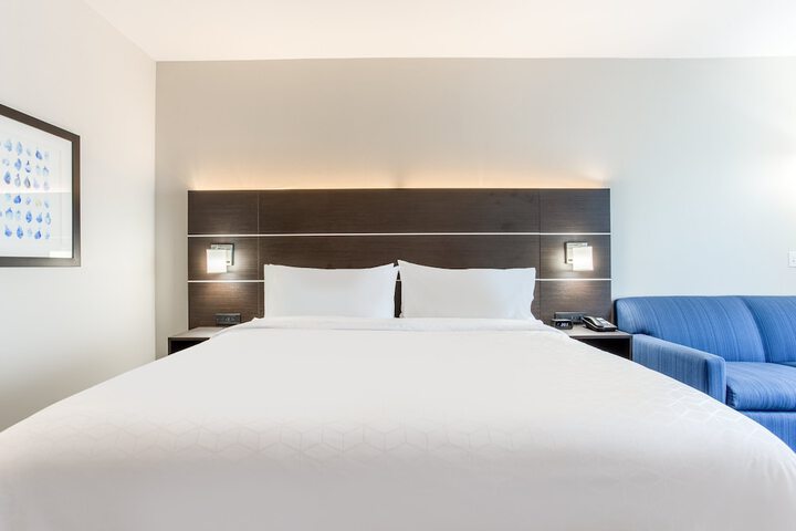 Room 29 of 48
