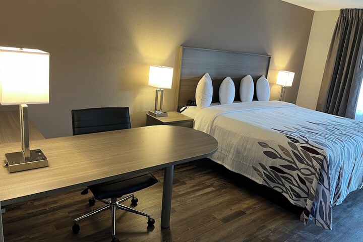 Room 21 of 41