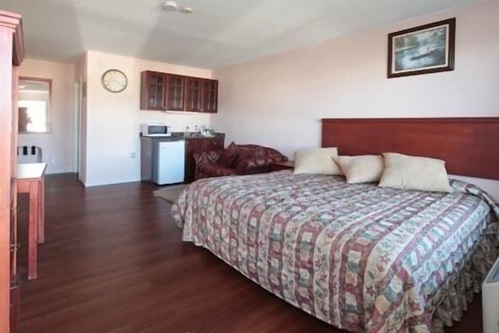 Room 50 of 70