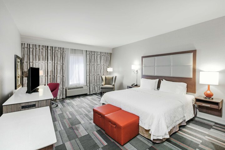 Room 28 of 54