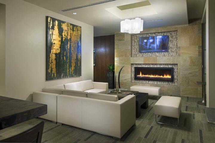 Global Luxury Suites at Boston Seaport