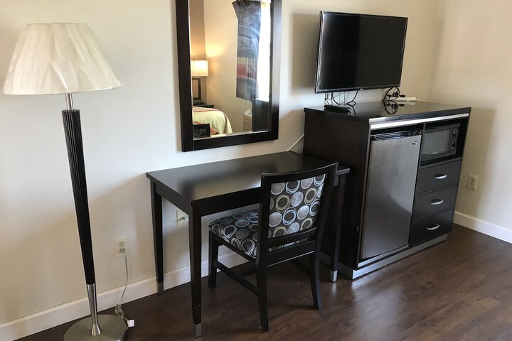 Manhattan Inn & Suites - LAX