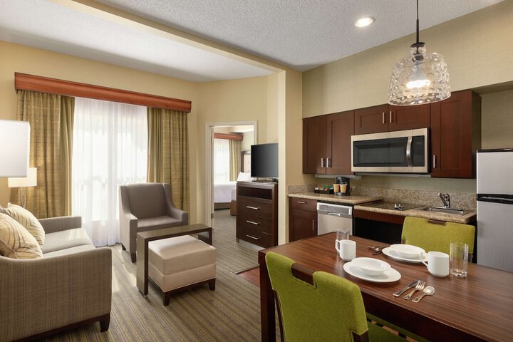 Room 21 of 46