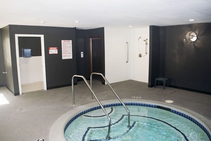 Spa 52 of 56