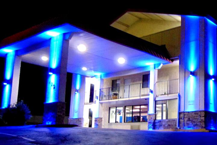 Hotel 2 of 46
