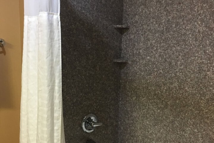 Room 11 of 26