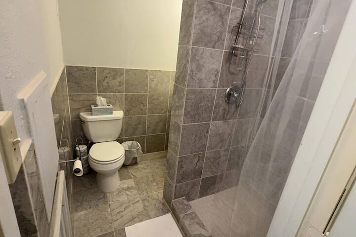 Room 45 of 65