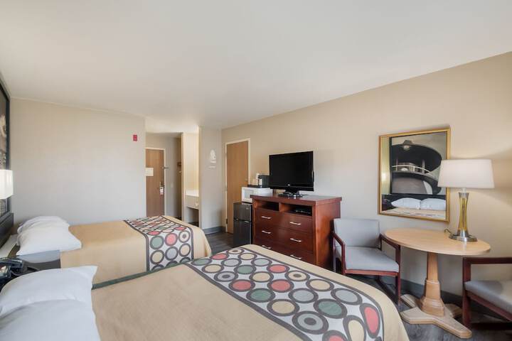 Room 9 of 21