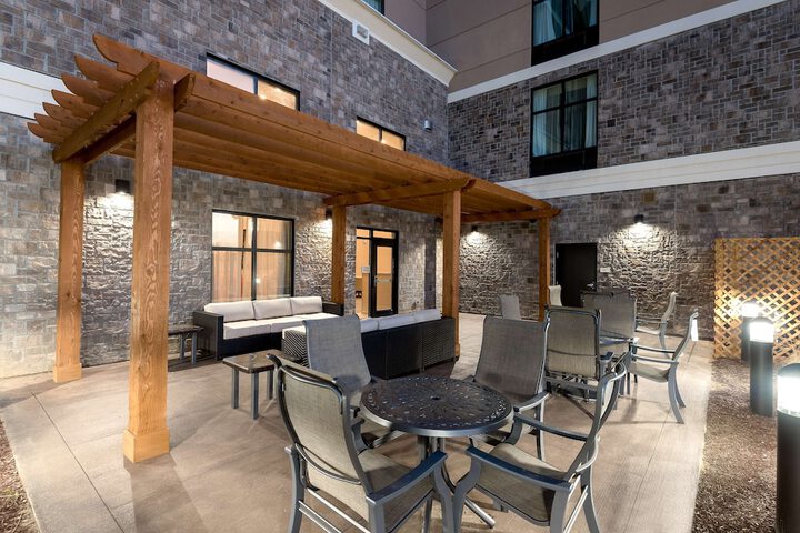 Terrace/Patio 40 of 42