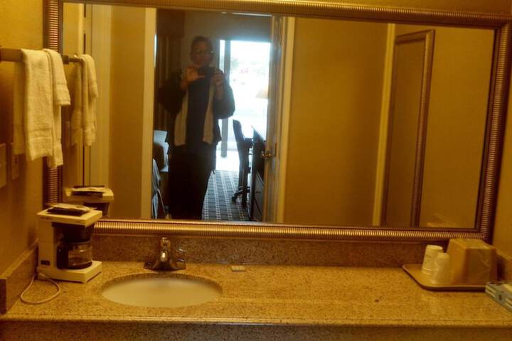 Room 14 of 30