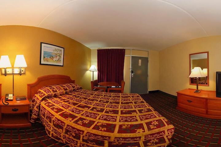 Room 17 of 21