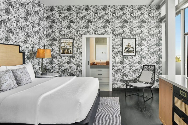 Room 59 of 151
