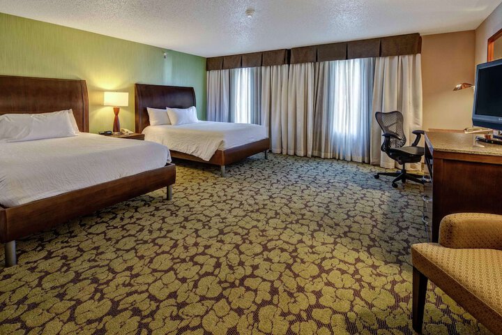 Room 13 of 39
