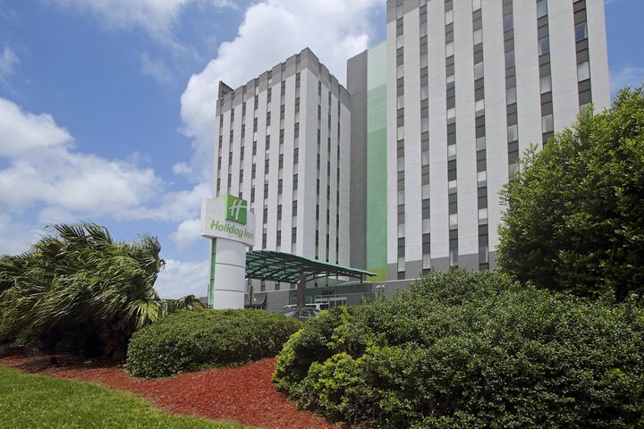 Holiday Inn Metairie New Orleans by IHG