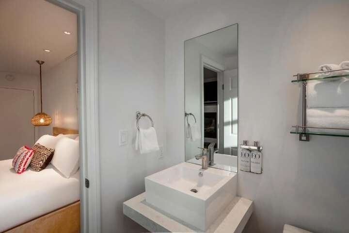 Room 29 of 68