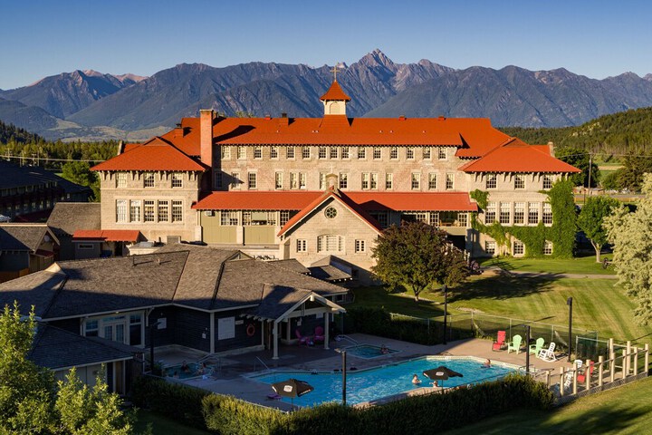 St. Eugene Golf Resort & Casino