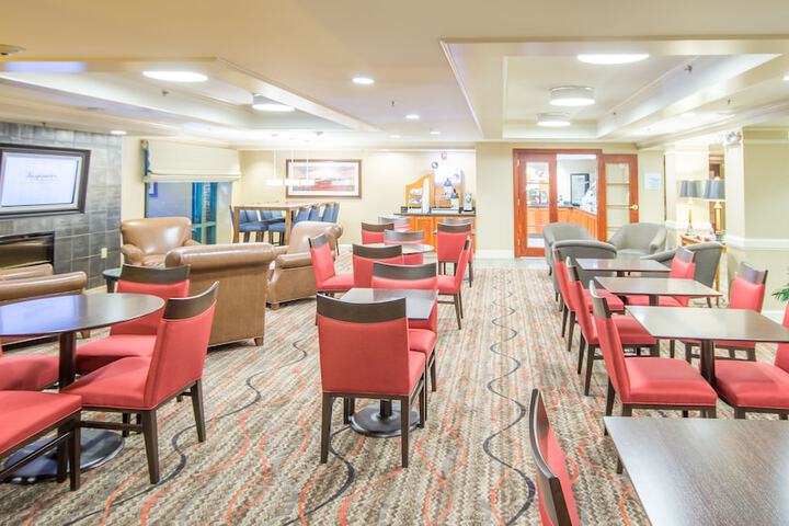 Holiday Inn Express Hotel & Suites Auburn by IHG