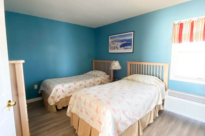 Room 62 of 230