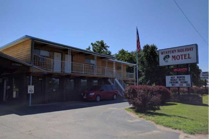Hotel 3 of 35