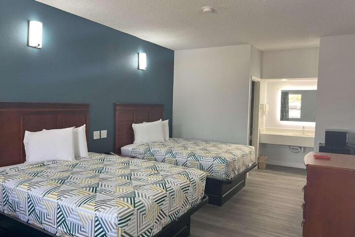 Motel 6 Cleveland MS – Delta State University