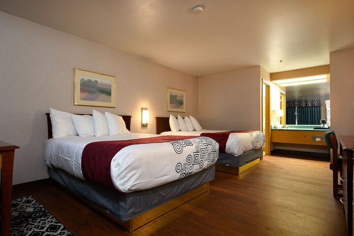 Room 20 of 33
