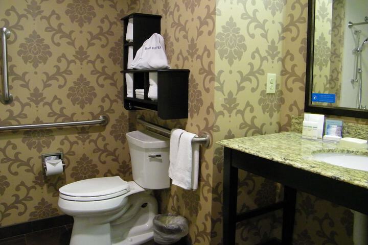 Room 31 of 46