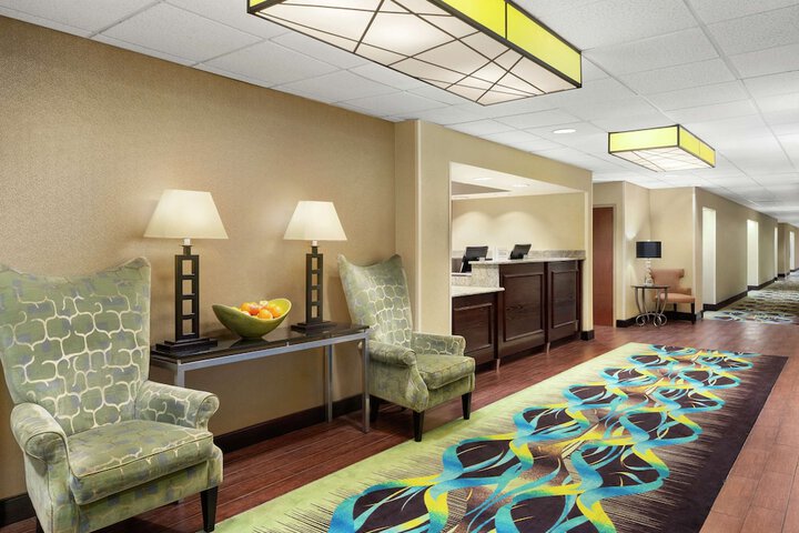 Hotel Interior 6 of 27